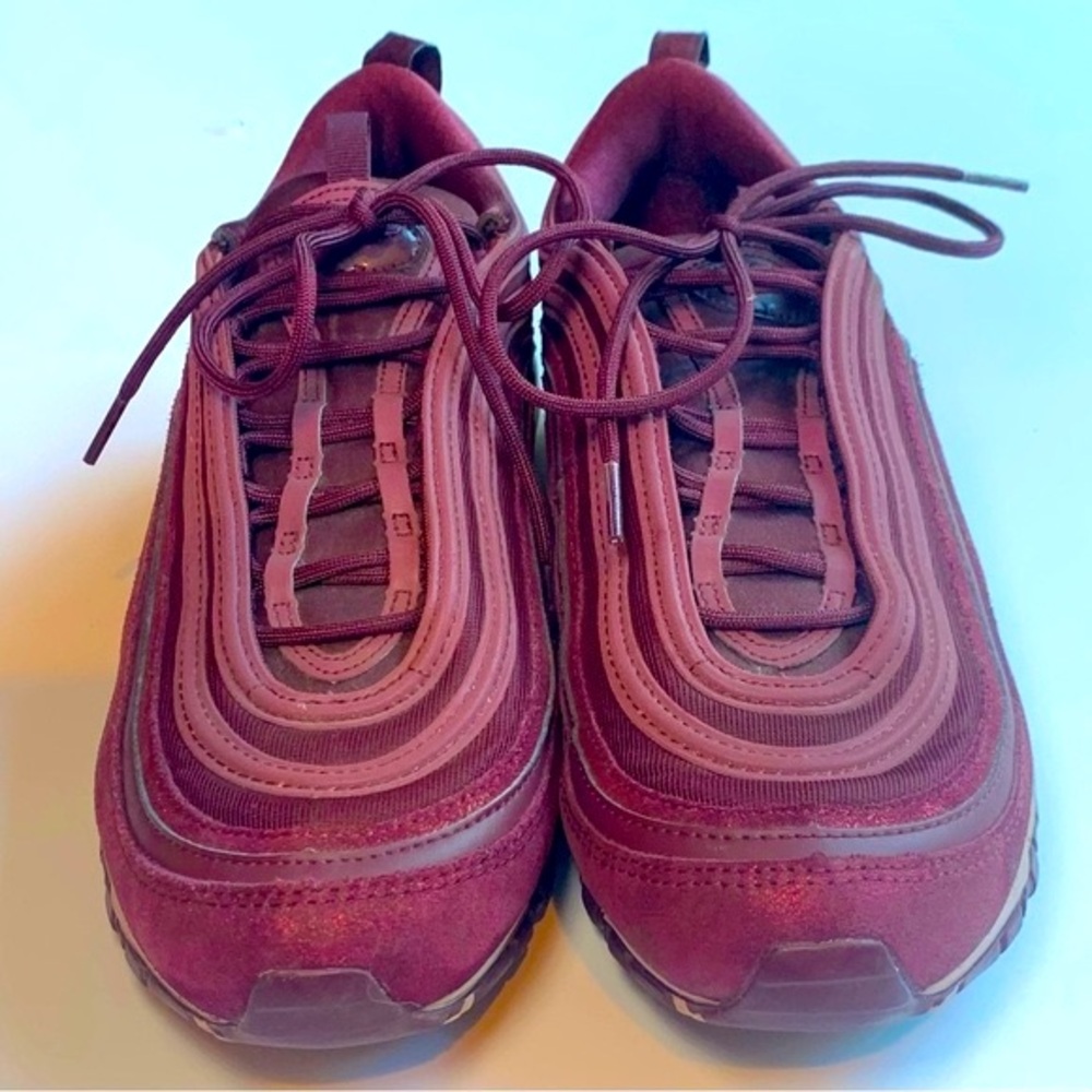 Nike Shoe 2018 Air Max 97 SE Women’s Size 10.5 Burgundy Crush Maroon AV8198-600